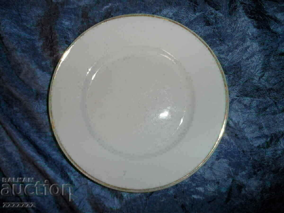 plate with gold rim plate with gold rim