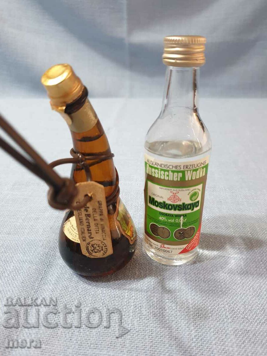 Lot of collectible mini bottles - 5