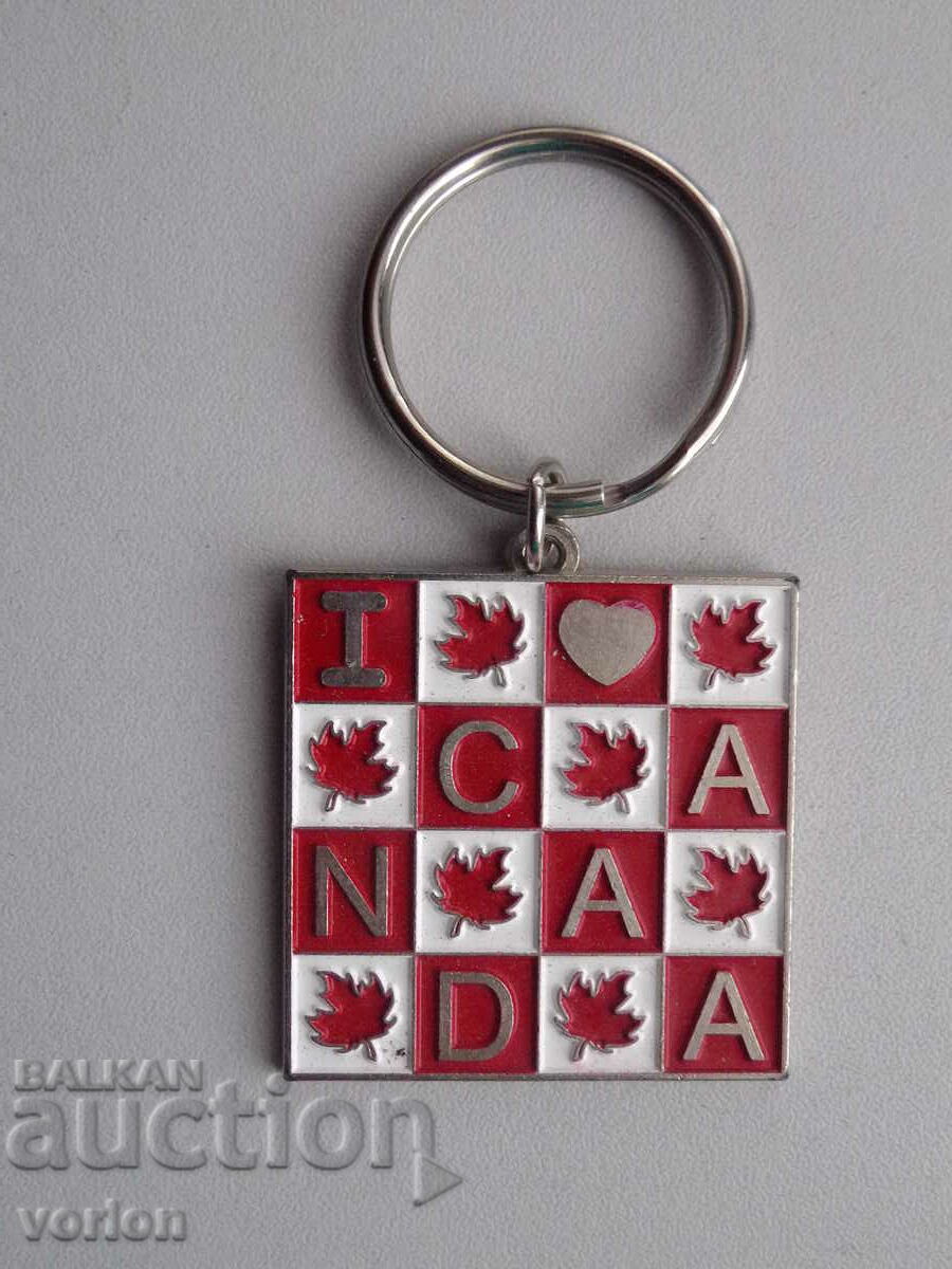 Keychain: Canada.