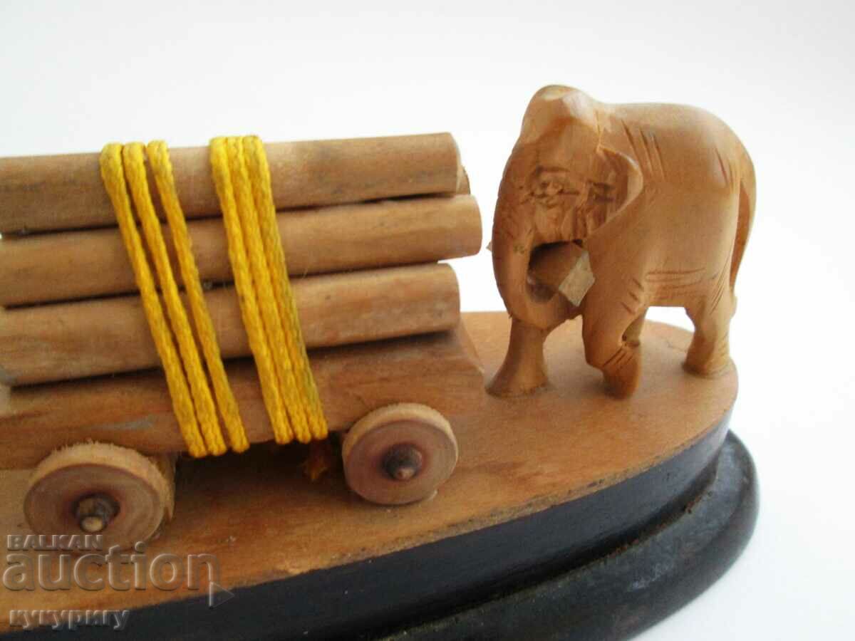 Old wooden figure statuette composition elephant and baby elephant - 7 Old wooden figure statuette composition elephant and baby elephant - 7