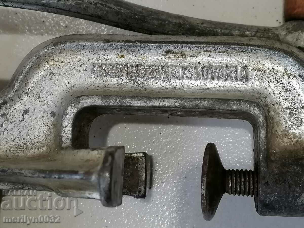 Old machine for grinding tomatoes fruit juice grinder - 6 Old machine for grinding tomatoes fruit juice grinder - 6