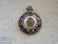 Attractive old MEDALLION, approx. 38 mm / 30 mm, CROWN