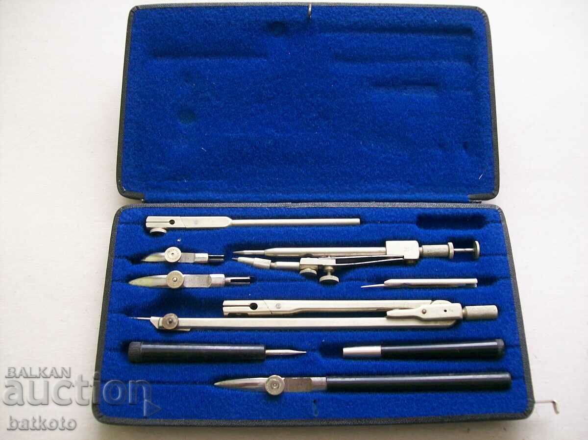 Set of calipers from the soca "Richter" with price 10.00 BGN | € 5.11 Set of calipers from the soca "Richter" with price 10.00 BGN | € 5.11