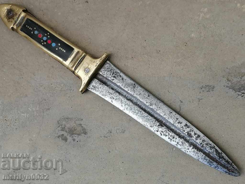 Gabrovo rebel dagger without a sheath knife ORIGINAL with price 259.00 BGN | € 132.42 Gabrovo rebel dagger without a sheath knife ORIGINAL with price 259.00 BGN | € 132.42