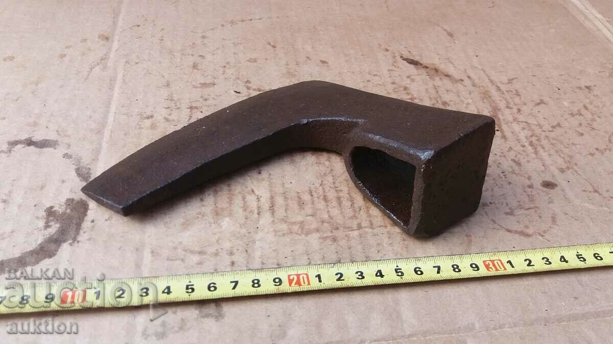 TOpor din oțel solid, topor pentru scule cu preț 13.99 BGN | € 7.15 TOpor din oțel solid, topor pentru scule cu preț 13.99 BGN | € 7.15