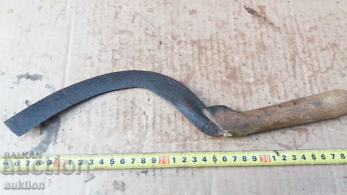 KOVAN VAZROZHDENSKI SIRP, TOOL - 5 KOVAN VAZROZHDENSKI SIRP, TOOL - 5