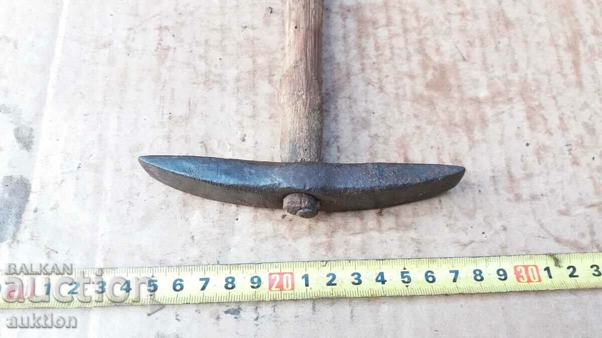 Auction revival craftsman mallet, mallet, tool Auction revival craftsman mallet, mallet, tool