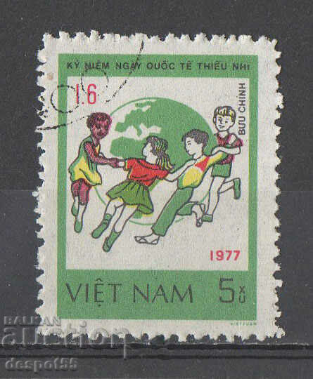 1980. Βιετνάμ. Παγκόσμια Ημέρα του Παιδιού.