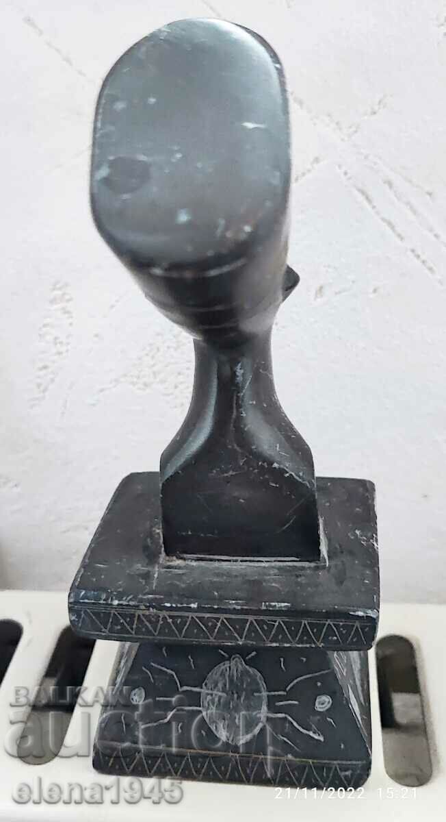 Auction Statuette Auction Statuette