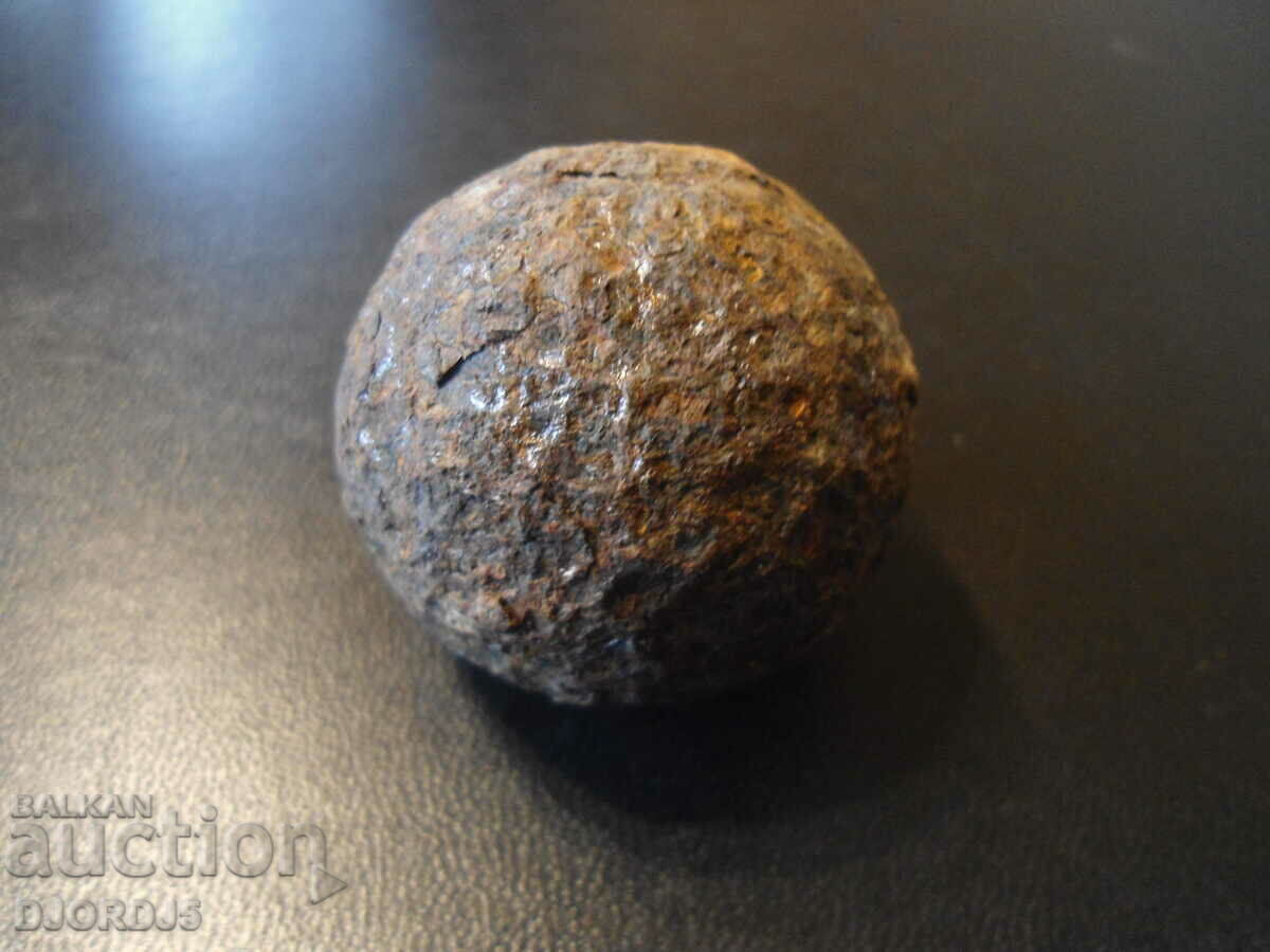 Old cannonball, 0.486 kg with price 4.00 BGN | € 2.05 Old cannonball, 0.486 kg with price 4.00 BGN | € 2.05