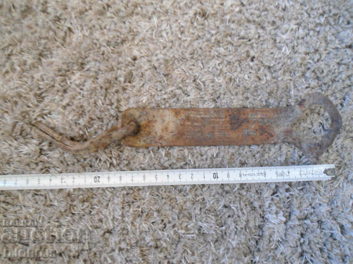 Auction Old wrought latch Auction Old wrought latch