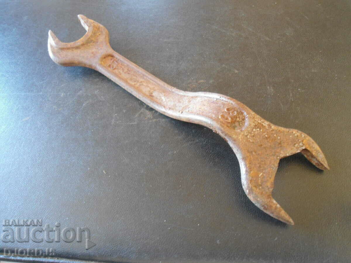 Old key 27-30 with price 3.00 BGN | € 1.53 Old key 27-30 with price 3.00 BGN | € 1.53