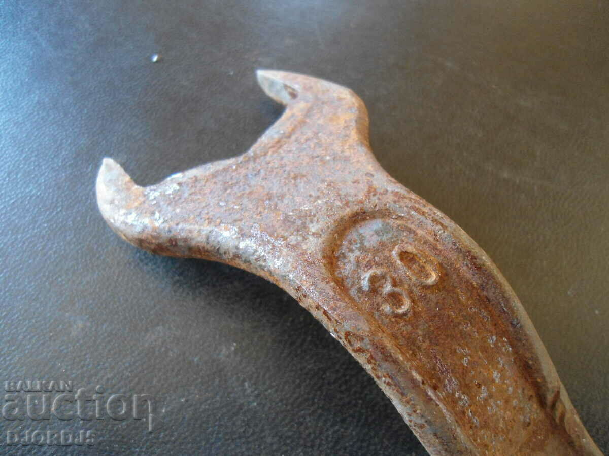 Old key 27-30 - 6 Old key 27-30 - 6