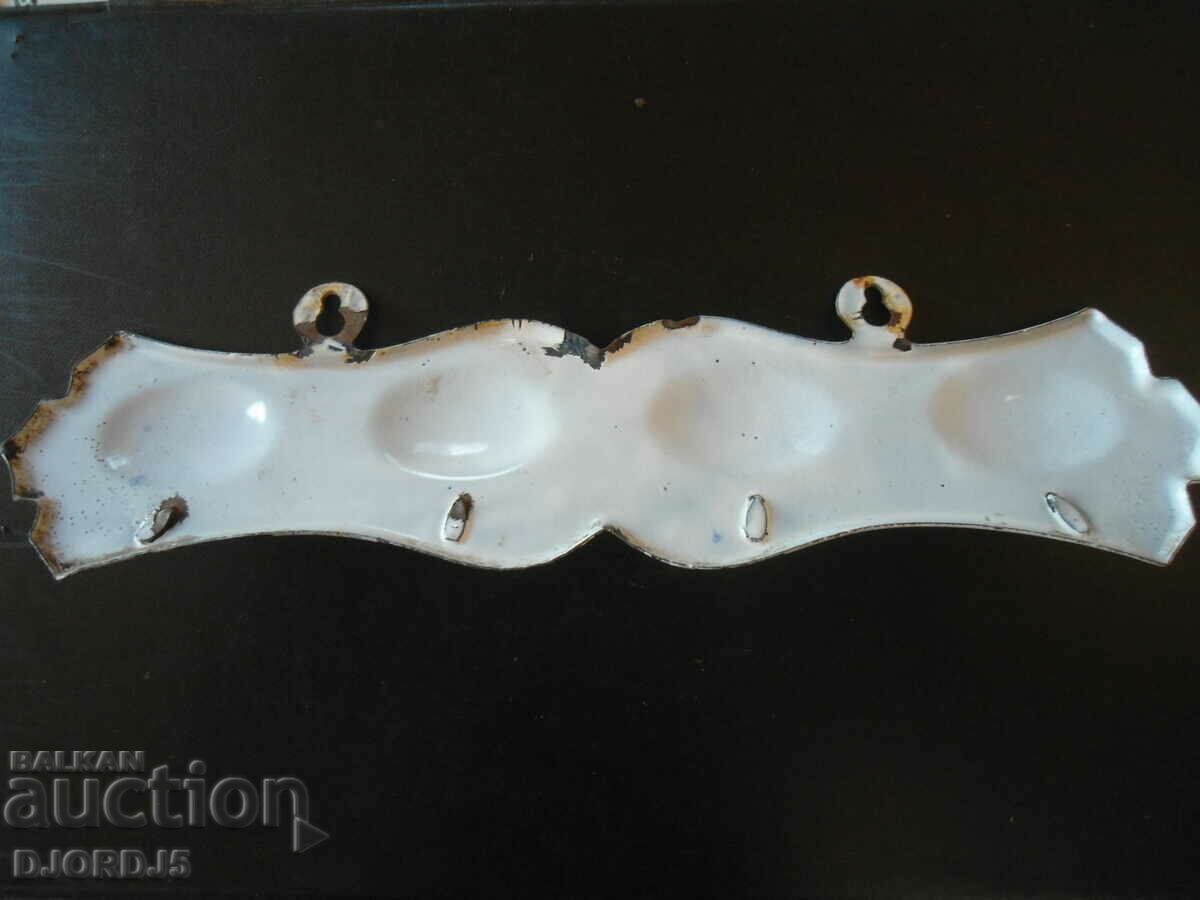 Παράδοση Παλιά εμαγιέ κρεμάστρα Παράδοση Παλιά εμαγιέ κρεμάστρα