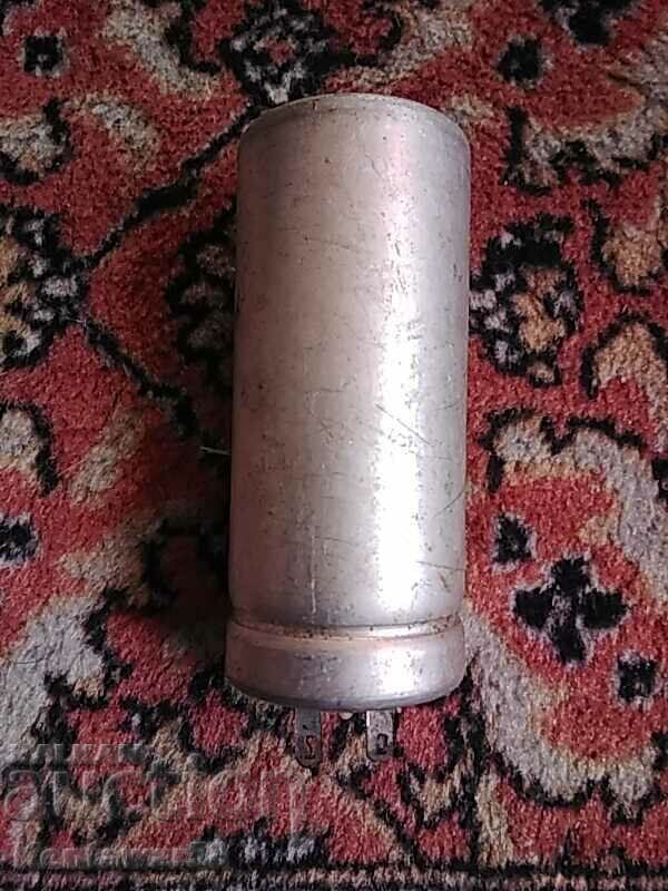 Βουλγαρικός πυκνωτής MK - 4,5 mF 250V Βουλγαρικός πυκνωτής MK - 4,5 mF 250V