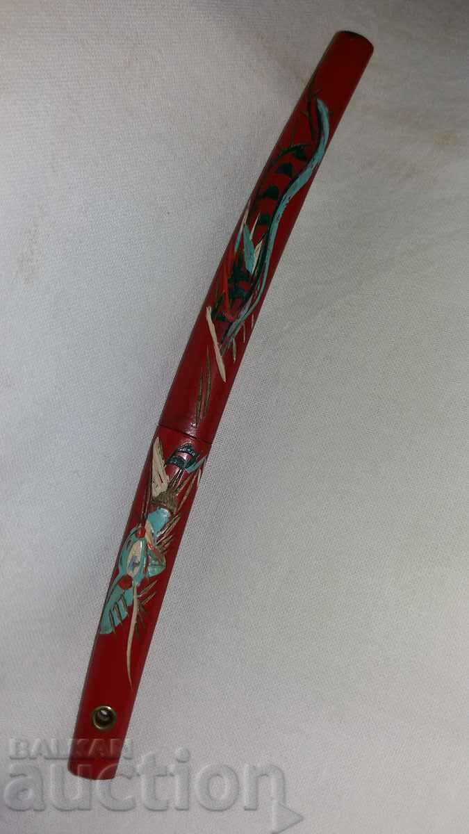 Delivery of An old letter blade