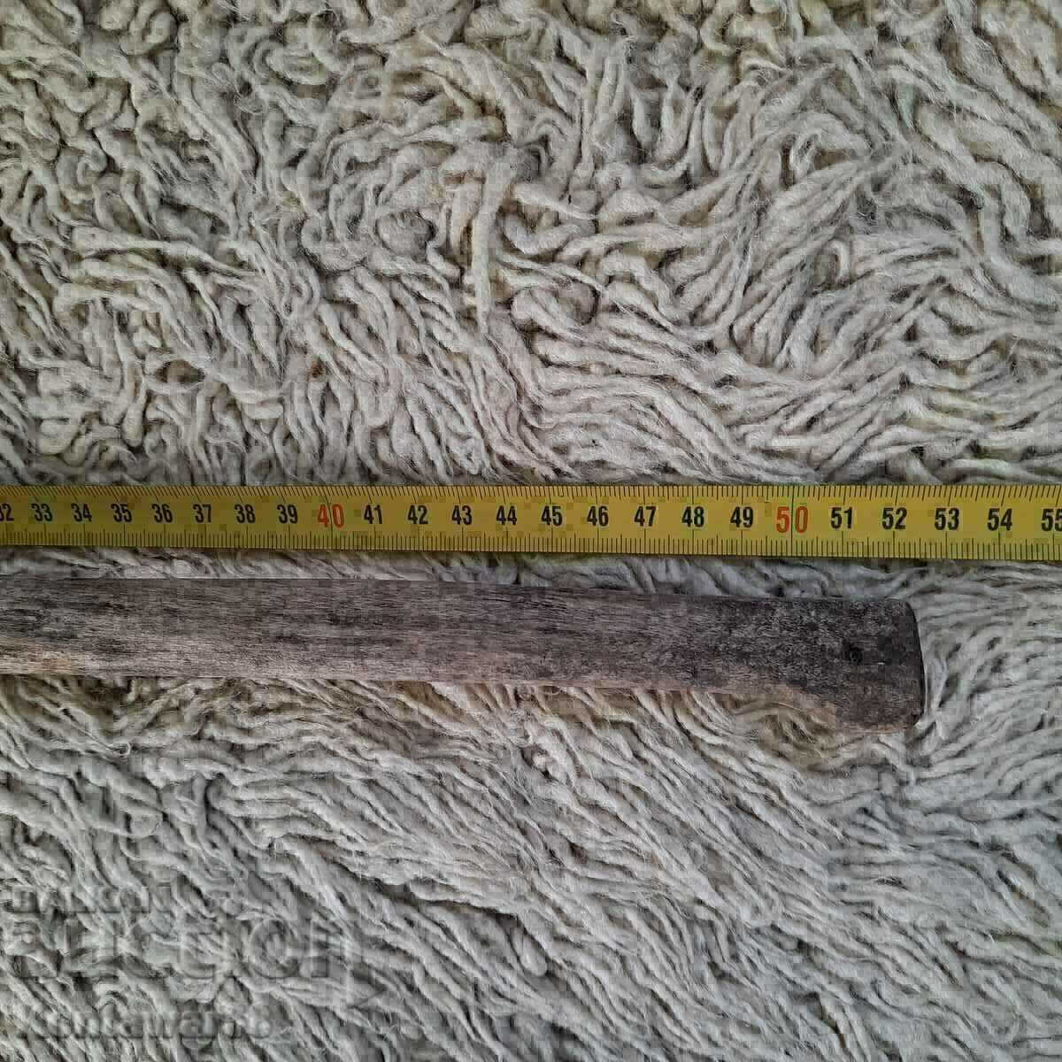 Auction A large wooden spoon (ladle). Auction A large wooden spoon (ladle).