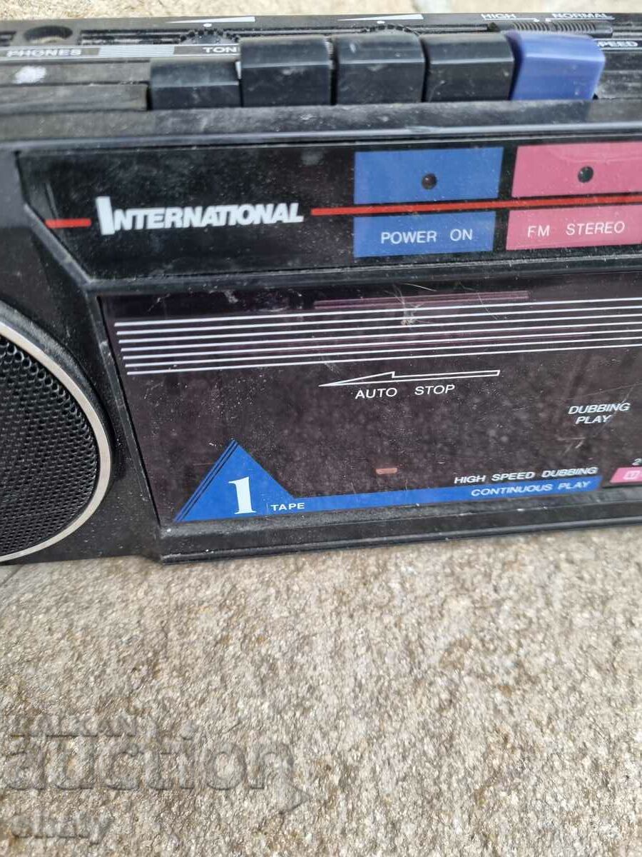 Auction  Korekom cassette player