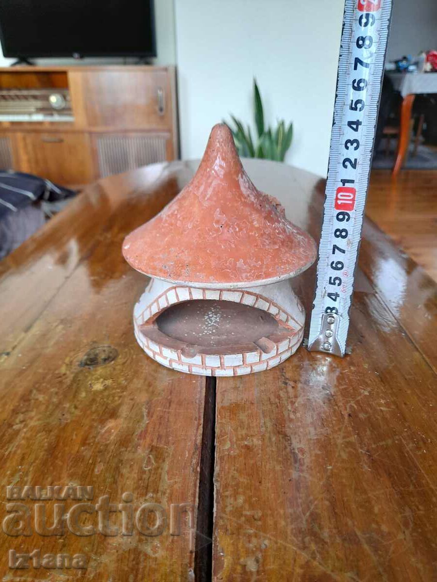 Auction Old ashtray Auction Old ashtray