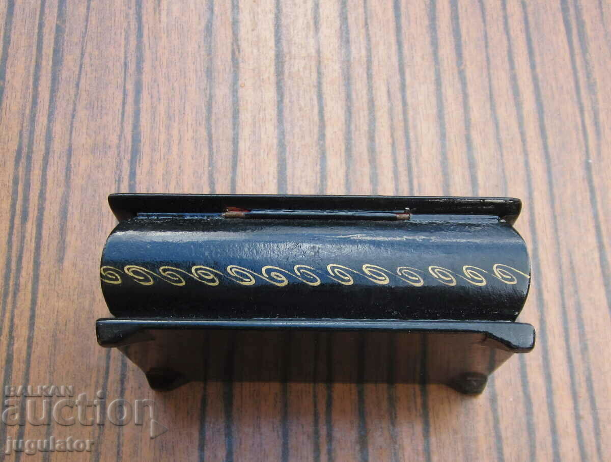 Cutie retro URSS, din lemn, sovietică, pentru bijuterii - 5 Cutie retro URSS, din lemn, sovietică, pentru bijuterii - 5