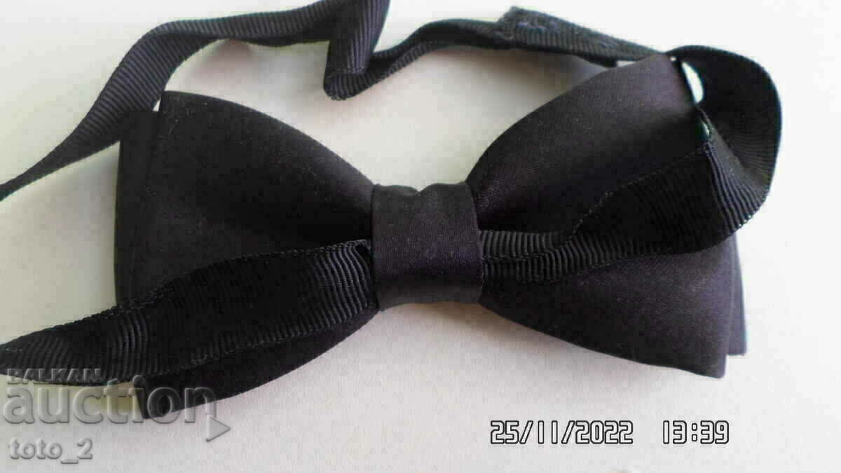 BLACK BOW TIE - DISCOUNT !!! with price 5.90 BGN | € 3.02 BLACK BOW TIE - DISCOUNT !!! with price 5.90 BGN | € 3.02