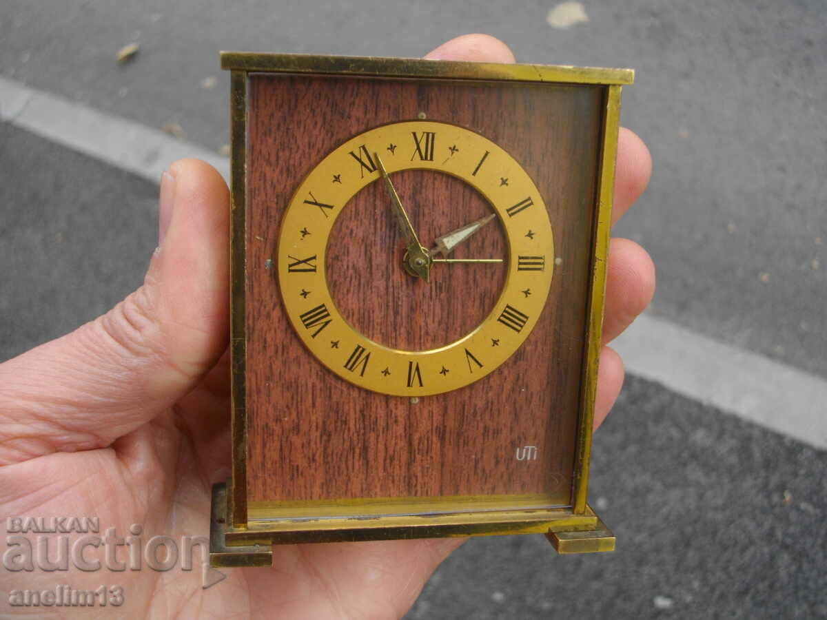 КОЛЕКЦИОНЕРСКИ БРОНЗОВ БУДИЛНИК UTI FRANCE с цена 75.00 лв. | € 38.35 КОЛЕКЦИОНЕРСКИ БРОНЗОВ БУДИЛНИК UTI FRANCE с цена 75.00 лв. | € 38.35