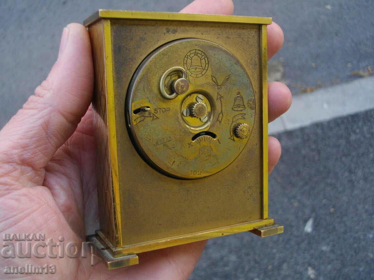 КОЛЕКЦИОНЕРСКИ БРОНЗОВ БУДИЛНИК UTI FRANCE - 6 КОЛЕКЦИОНЕРСКИ БРОНЗОВ БУДИЛНИК UTI FRANCE - 6