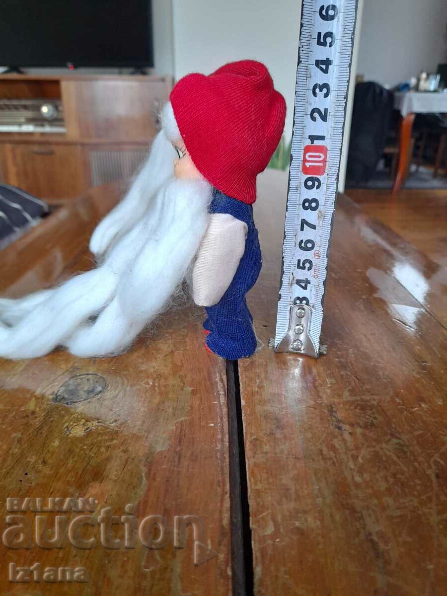 Auction Old doll, dwarf Auction Old doll, dwarf