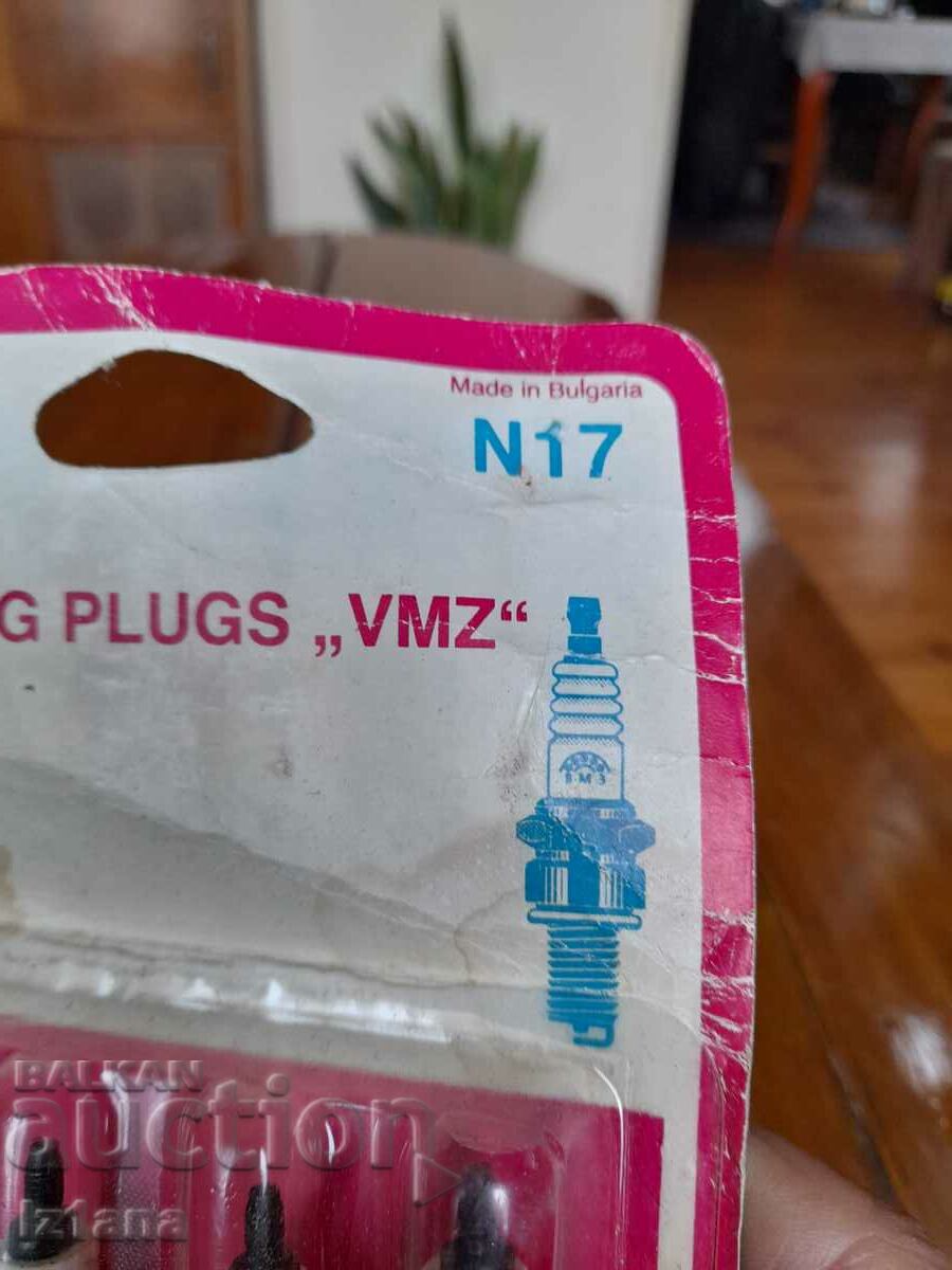 Delivery of Old spark plug, VMZ Sopot spark plugs Delivery of Old spark plug, VMZ Sopot spark plugs