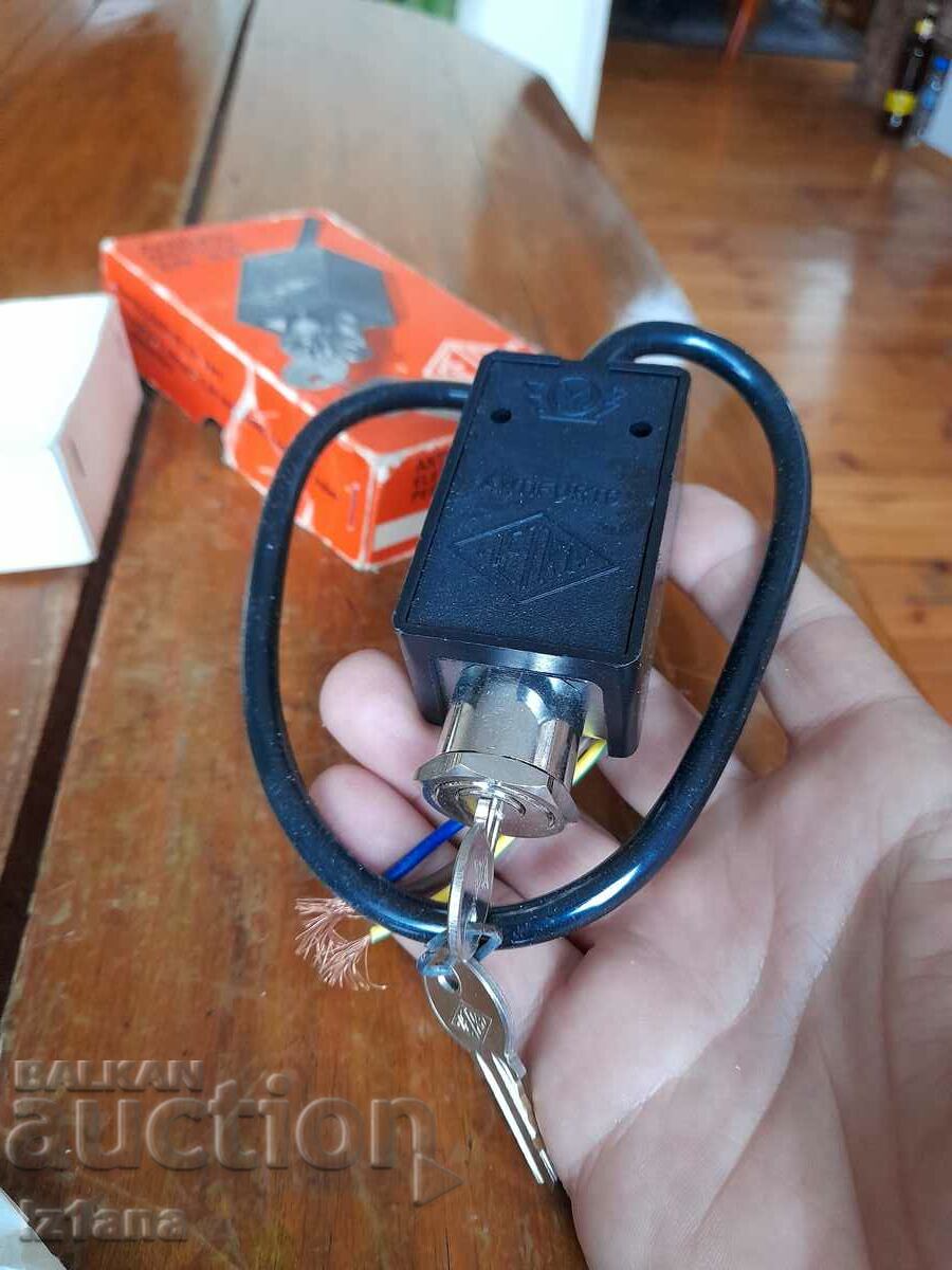 Delivery of Old car electric anti-theft lock Delivery of Old car electric anti-theft lock