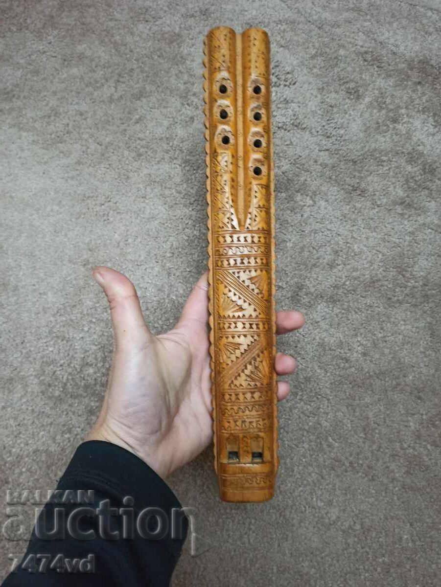 Instrument popular rar sculptat balcanic Flaut cu două capete