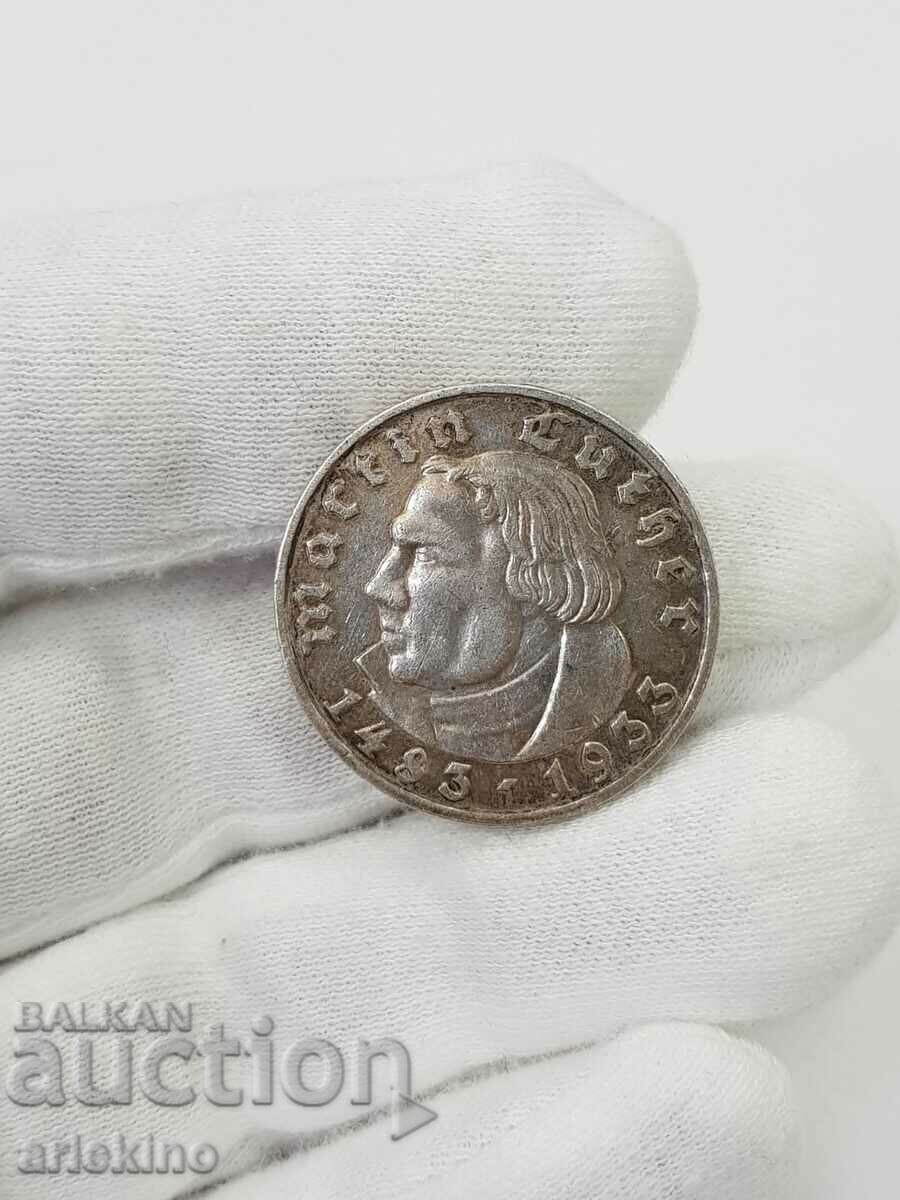 Foarte rară monedă germană de 5 mărci Martin Luther 1483-1933 cu preț 390.00 BGN | € 199.40 Foarte rară monedă germană de 5 mărci Martin Luther 1483-1933 cu preț 390.00 BGN | € 199.40