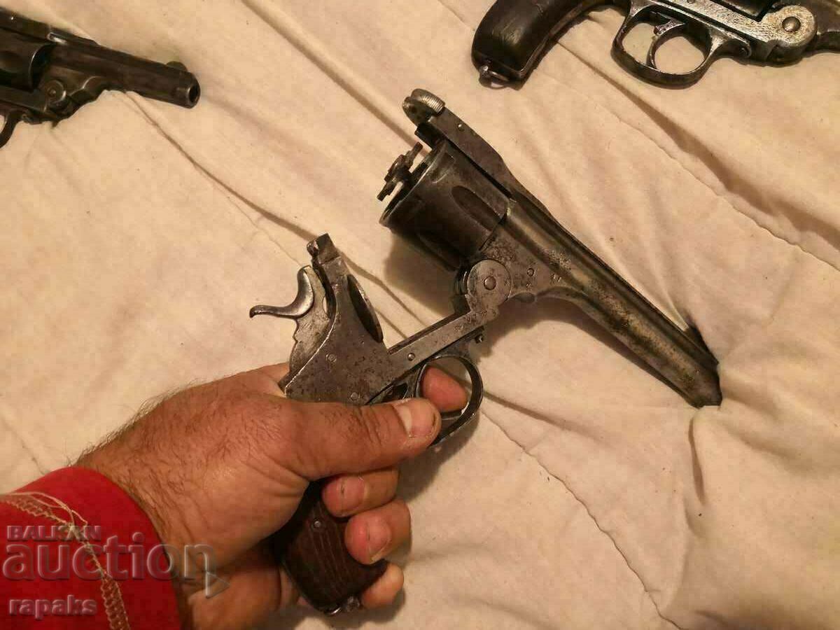 Delivery of Smith and Wesson revolver. Collectible weapon, pistol Delivery of Smith and Wesson revolver. Collectible weapon, pistol