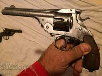 Revolverul Smith și Wesson. Armă de colecție, pistol