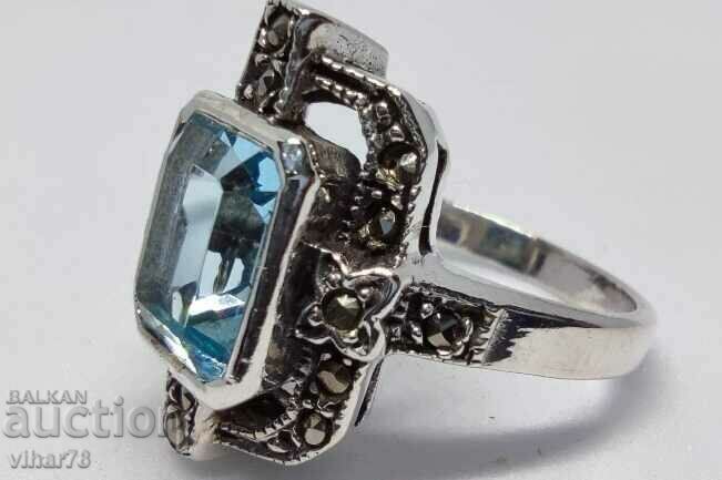 Auction Art Deco silver ring with aquamarine and hammered MARCAZITES Auction Art Deco silver ring with aquamarine and hammered MARCAZITES