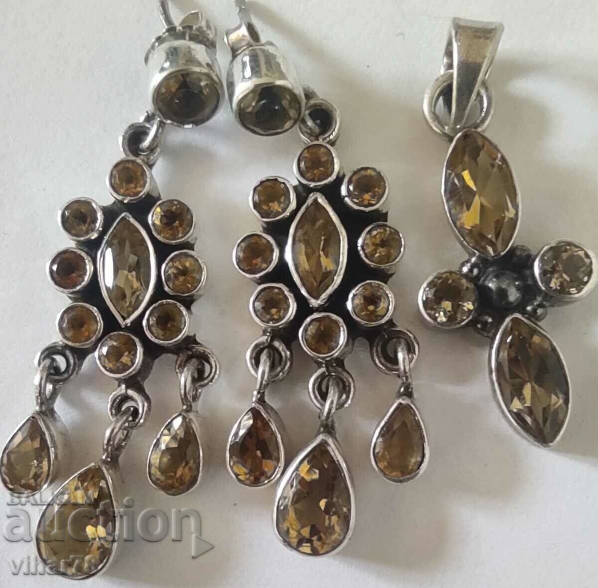 Very beautiful sterling silver set of citrine earrings and pendant
