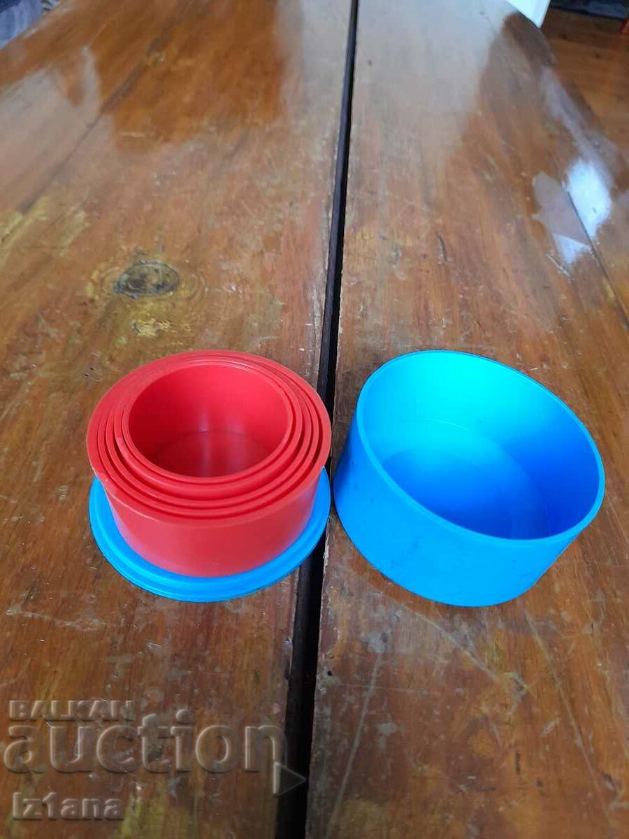 Delivery of An old folding glass Delivery of An old folding glass