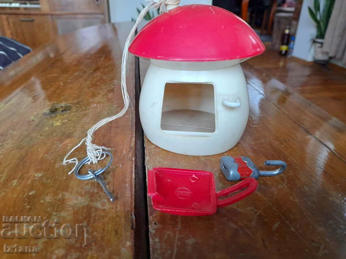 Old children's box - 6 Old children's box - 6