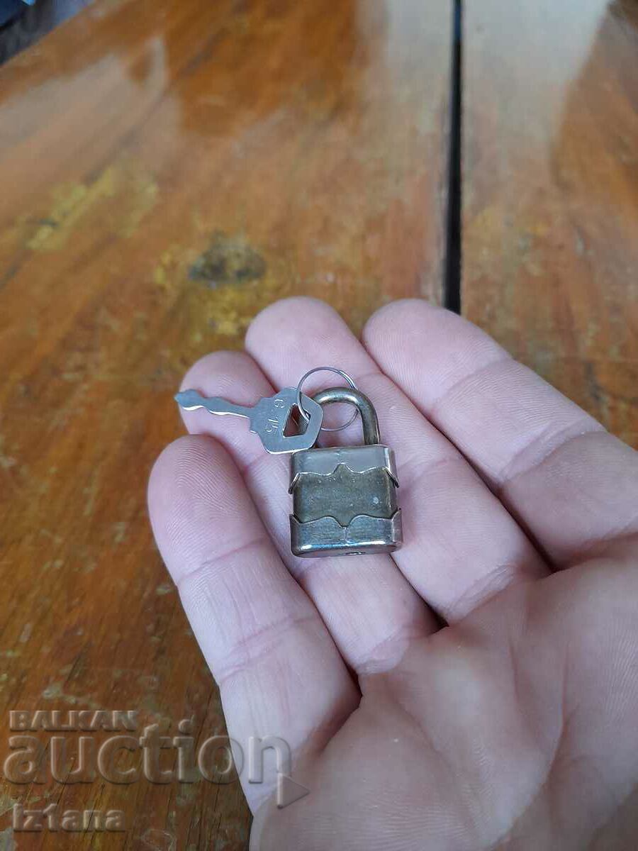 Old padlock with price 15.00 BGN | € 7.67 Old padlock with price 15.00 BGN | € 7.67