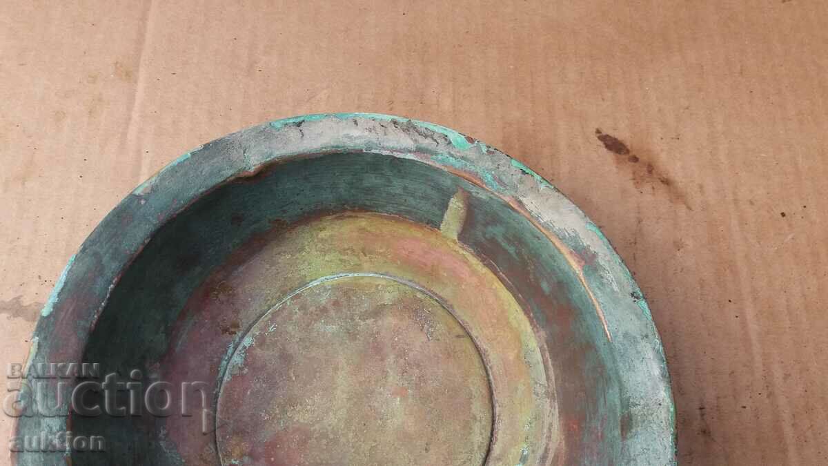 Παράδοση ΣΦΥΡΗΤΟ ΠΙΑΤΟ ΑΝΑΓΕΝΝΗΣΗΣ, ΜΠΟΛ, ΧΑΛΚΙΝΟ ΔΙΣΚΟ Παράδοση ΣΦΥΡΗΤΟ ΠΙΑΤΟ ΑΝΑΓΕΝΝΗΣΗΣ, ΜΠΟΛ, ΧΑΛΚΙΝΟ ΔΙΣΚΟ