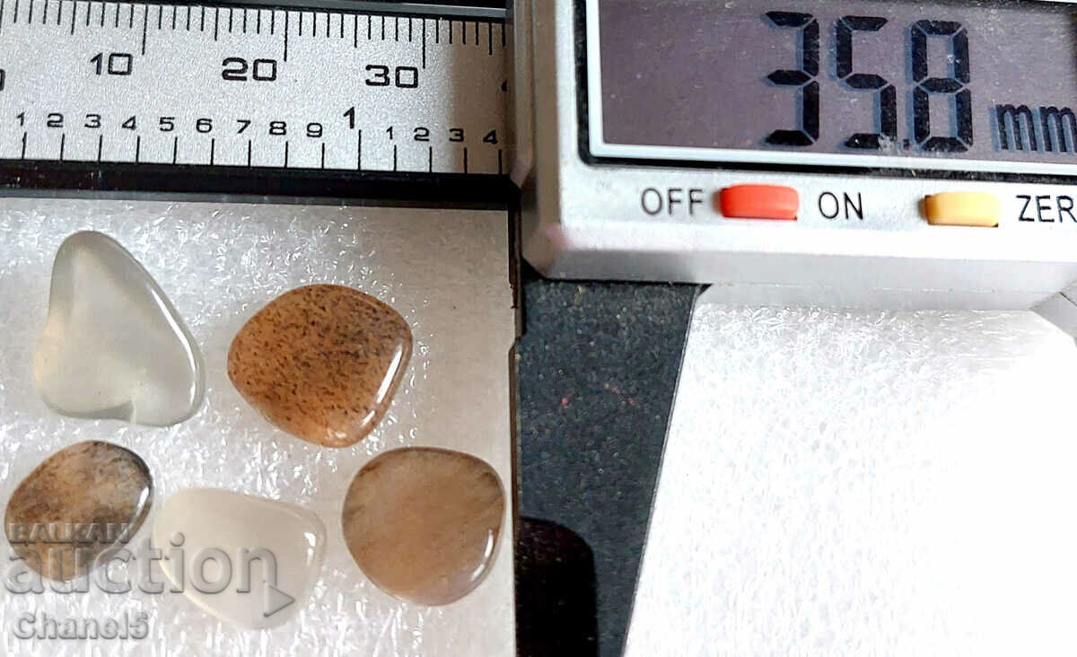 Auction LOT OF NATURAL MOON STONES - INDIA - (222) Auction LOT OF NATURAL MOON STONES - INDIA - (222)