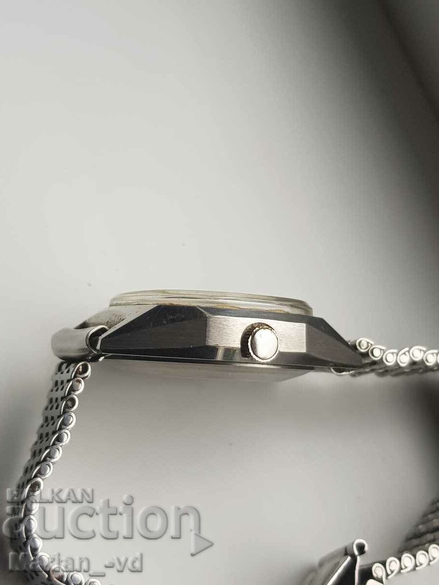 Delivery of Timex Automatic Men's Watch Delivery of Timex Automatic Men's Watch