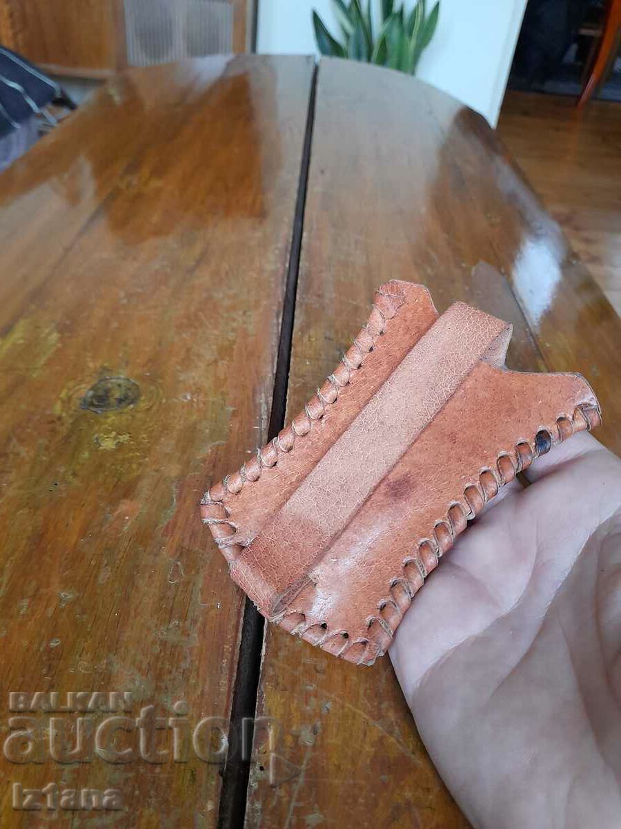 Auction An old keychain Auction An old keychain