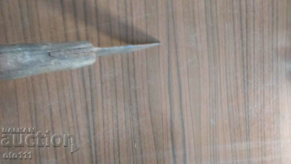 OLD KNIFE - 6 OLD KNIFE - 6