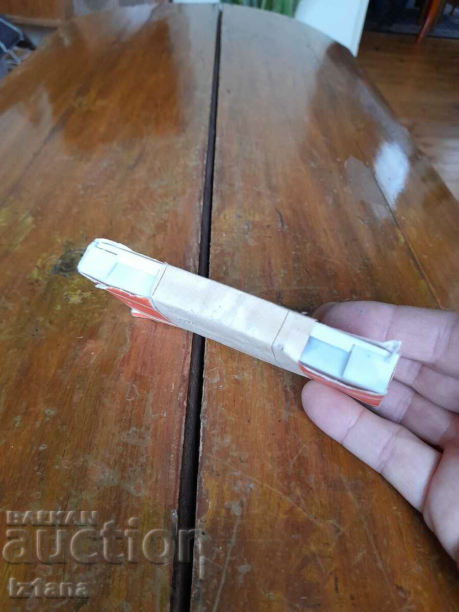 Auction Old integrated circuits K1LR 553 Auction Old integrated circuits K1LR 553