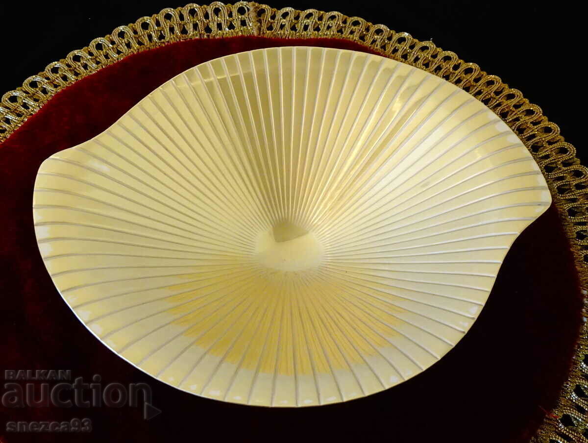 Auction WMF Bronze Fruit Bowl 21 cm Auction WMF Bronze Fruit Bowl 21 cm