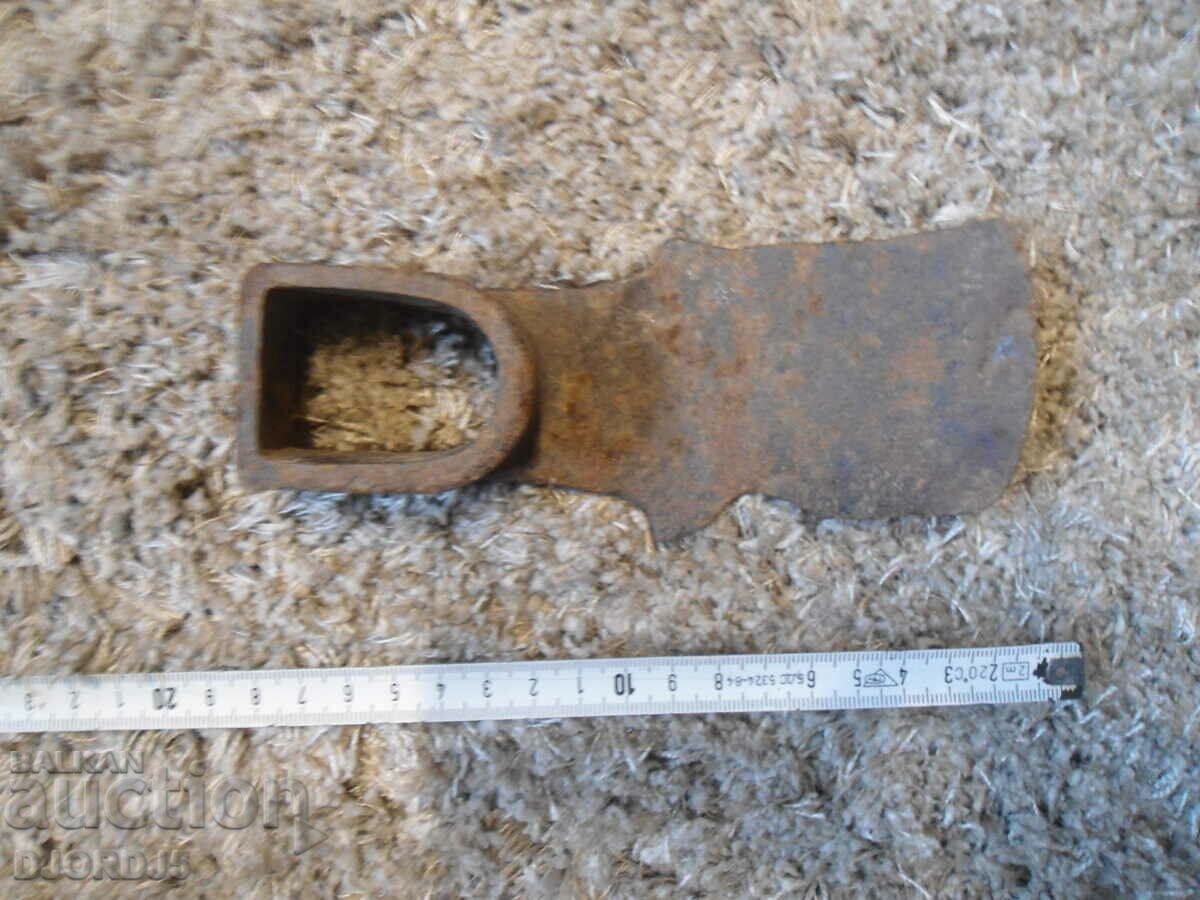 Auction Old agricultural tool Auction Old agricultural tool