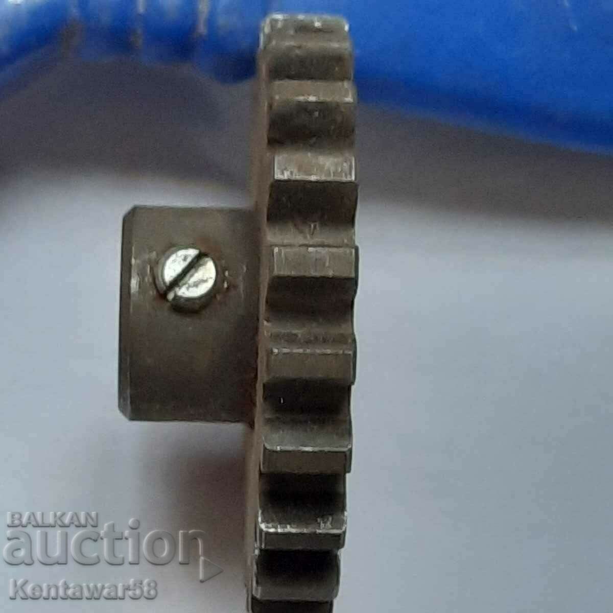 Gear - new. Gear - new.