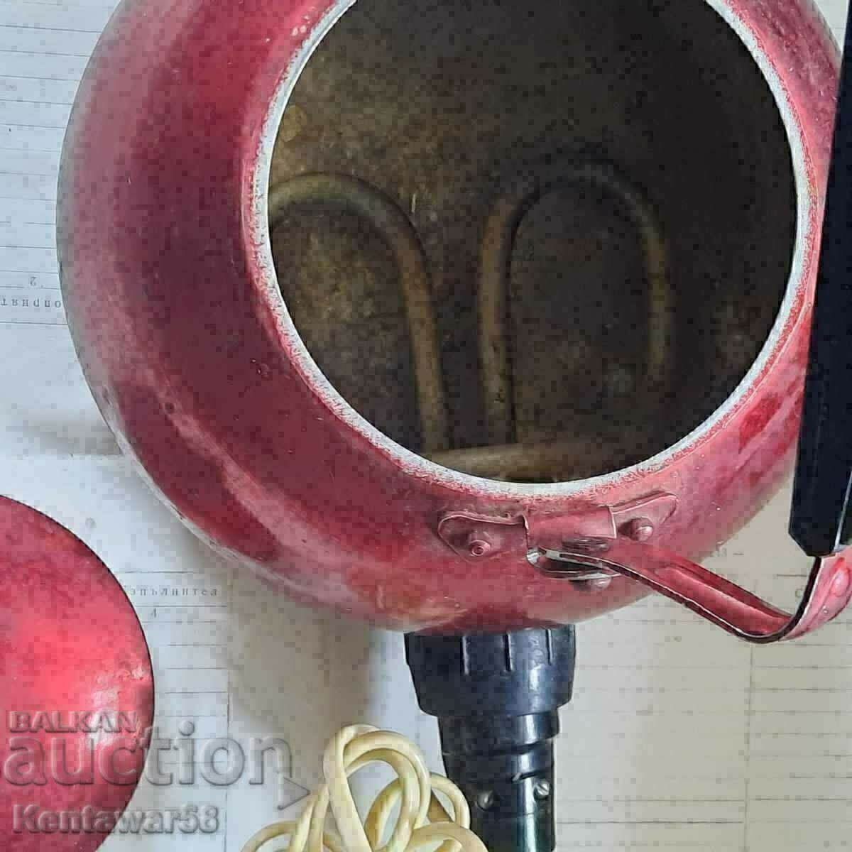 Auction  Electric kettle - fast heating.