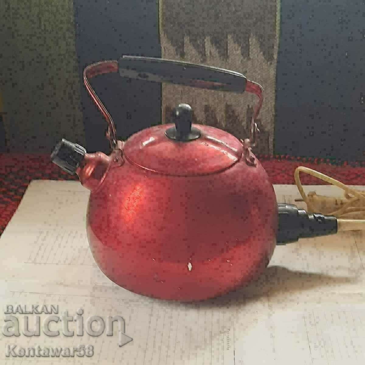 Electric kettle - fast heating. Electric kettle - fast heating.